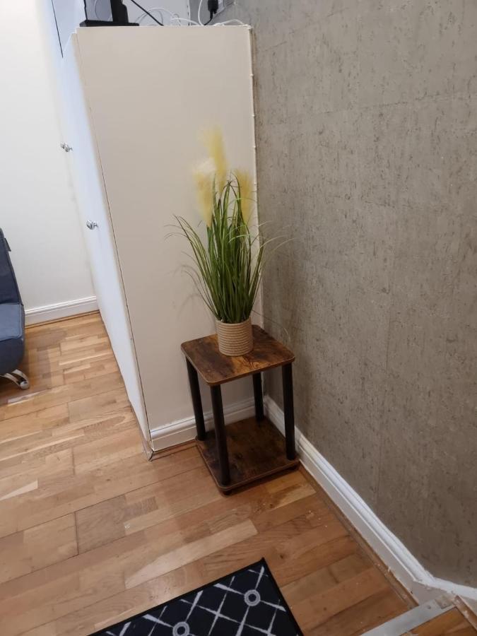 F1-Basement Studio Fits 3 Near Paddington Apartment Лондон Екстериор снимка